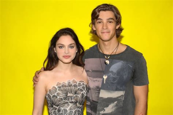 Brenton Thwaites Height, Weight, Body Measurements, Shoe Size