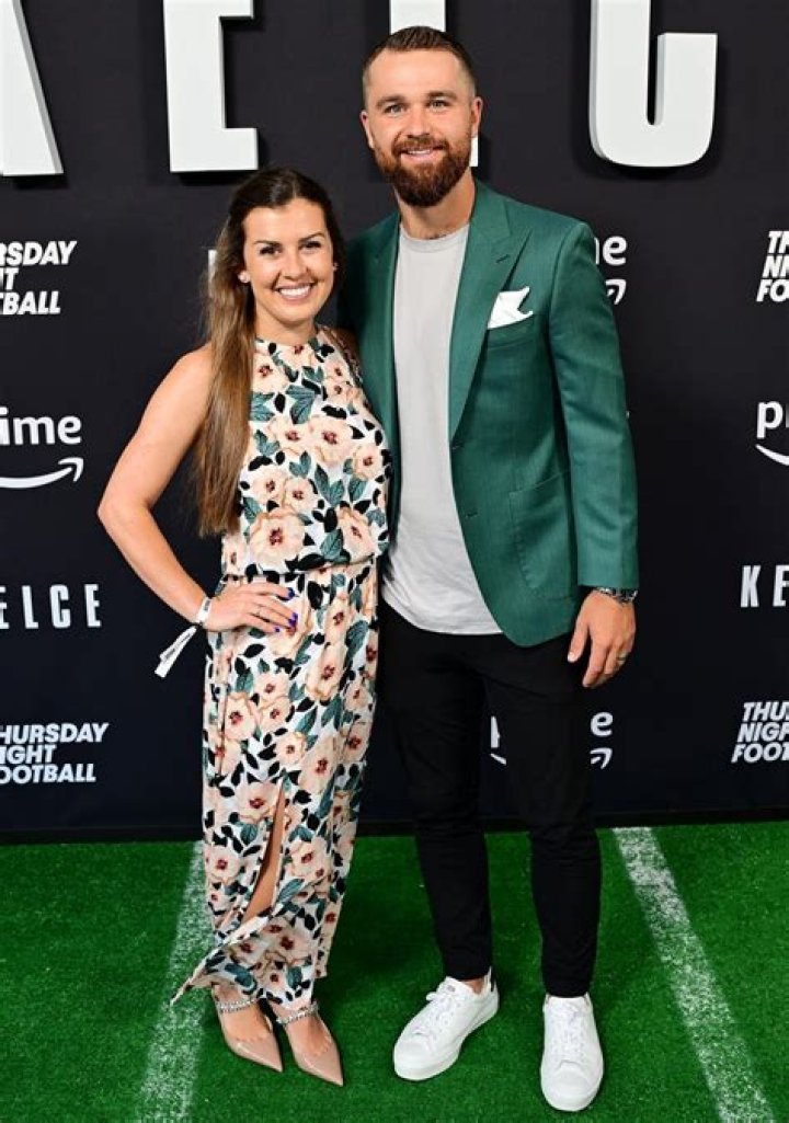 Does Jake Elliott's Height and Weight Play a Role in His NFL Success? - SarkariResult