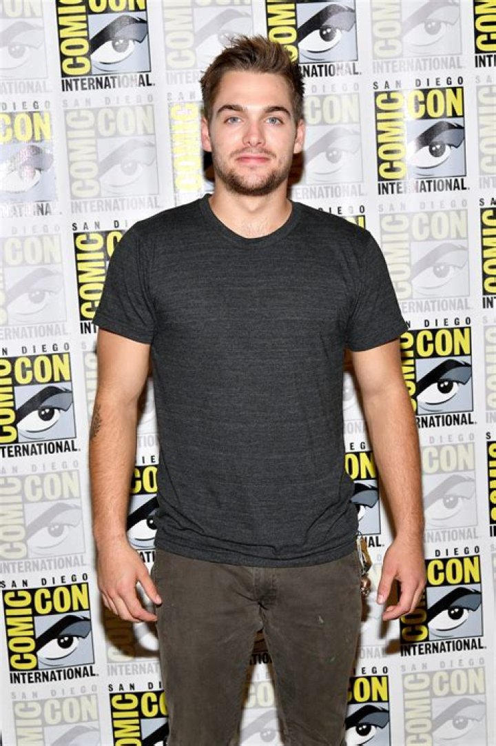 Dylan Sprayberry Net Worth: Details About Movies, Shows, Wife, Height, TV - SarkariResult