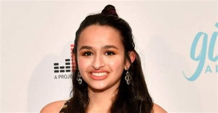 Jazz Jennings Height, Weight, Measurements, Bra Size, Shoe Size
