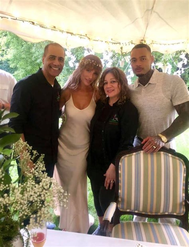 Jeff Logan Married Wife Niykee Heaton With A Son