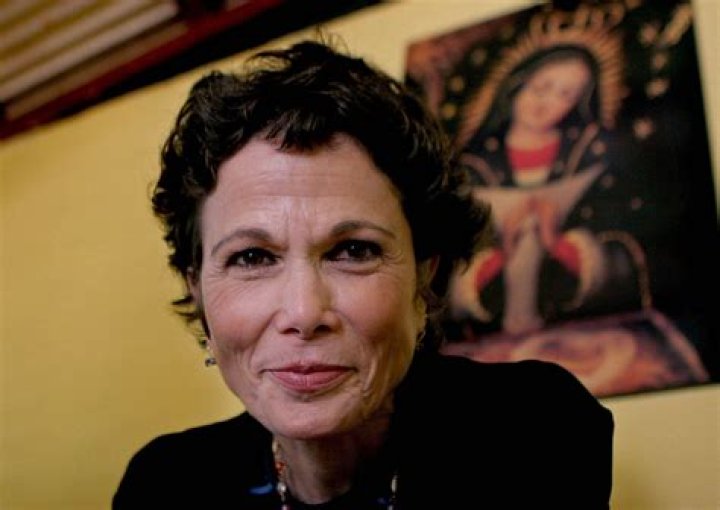 Julia Alvarez