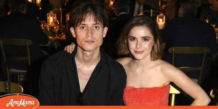 Kiernan Shipka Wiki, Bio, Boyfriend, Dating, Net worth, Family, Bio