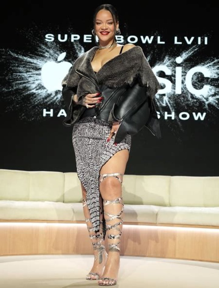 Rihanna Height, Weight, Measurements, Bra Size, Shoe Size