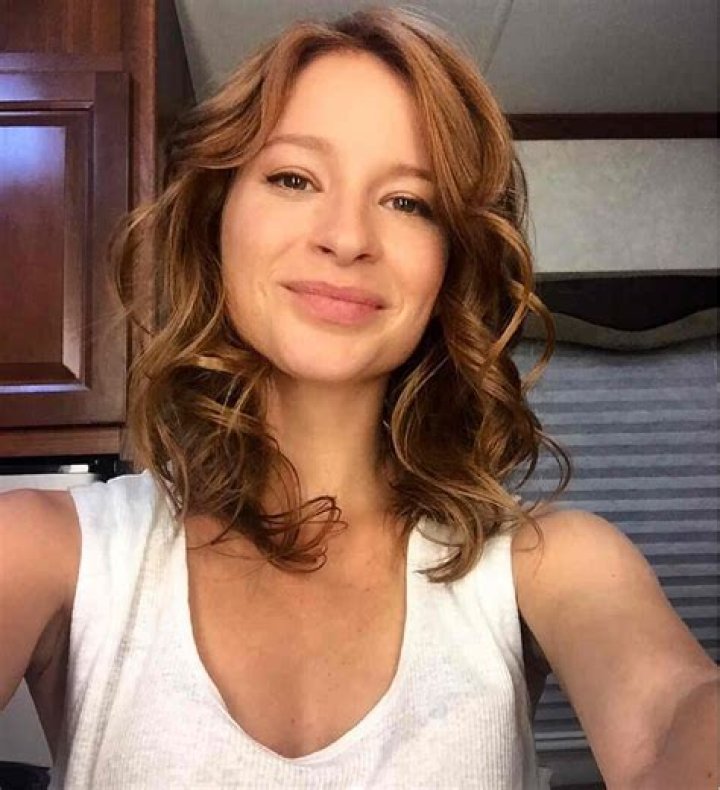 Stacey Farber Dating, Boyfriend, Net Worth, Career, Wiki-Bio, Age, Height